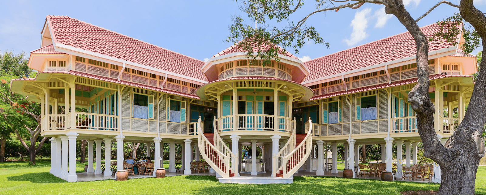 Дворец Мригадаяван